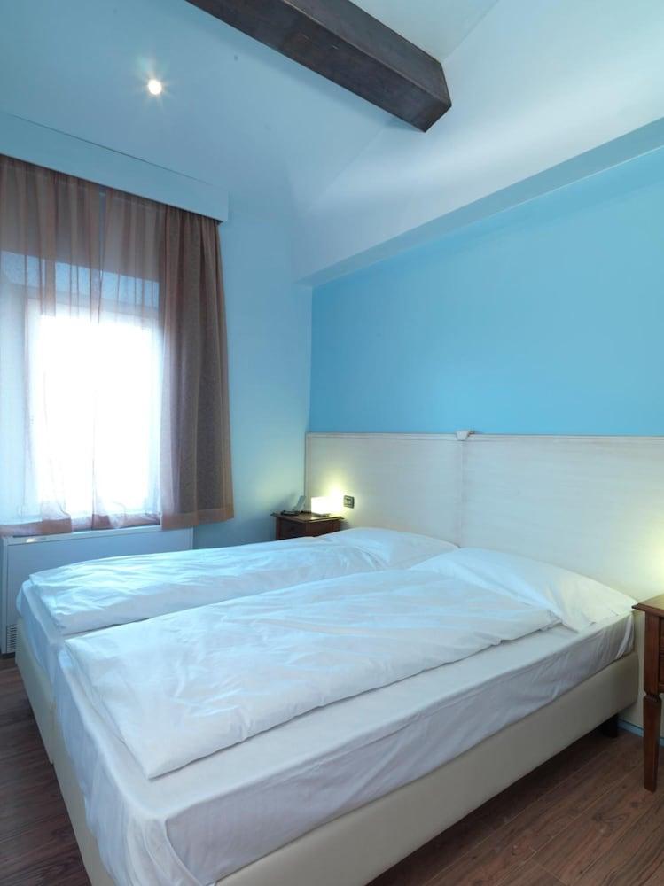 Empoli Hotel Exterior foto